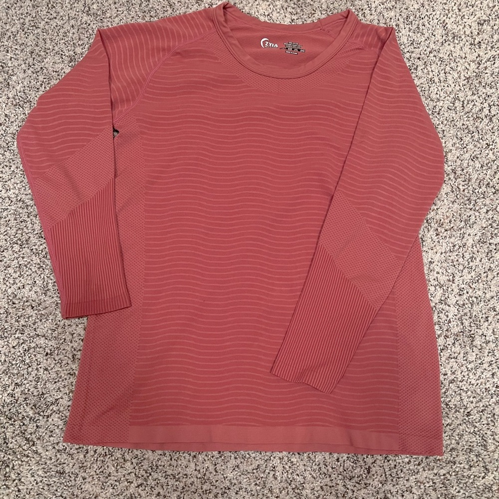 Zyia Active Poppy Top